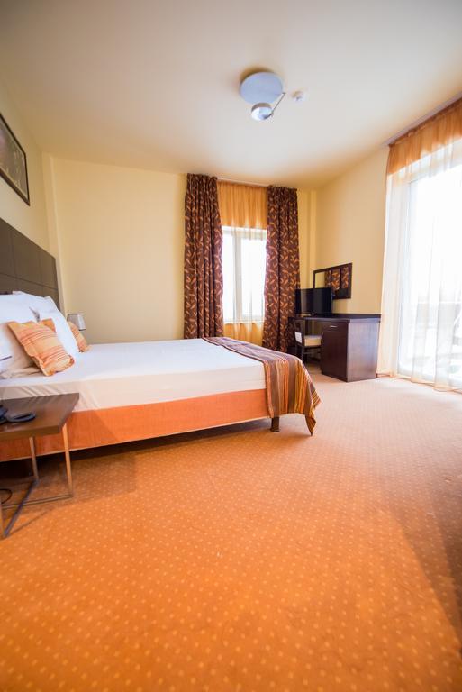Imago Boutique Hotel Mamaia Room photo