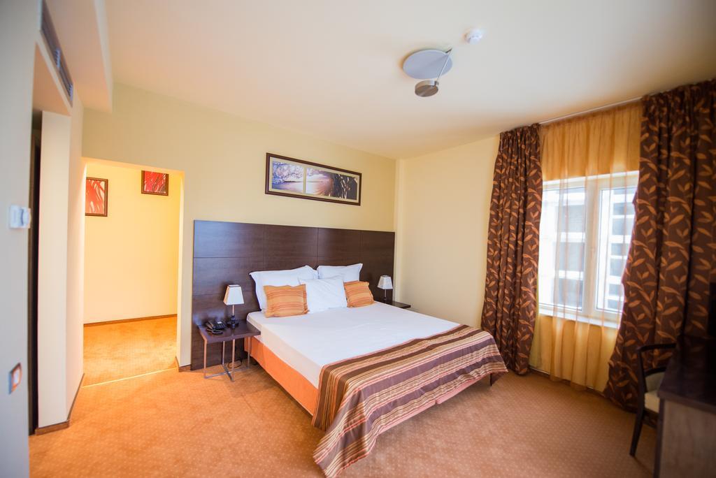Imago Boutique Hotel Mamaia Room photo